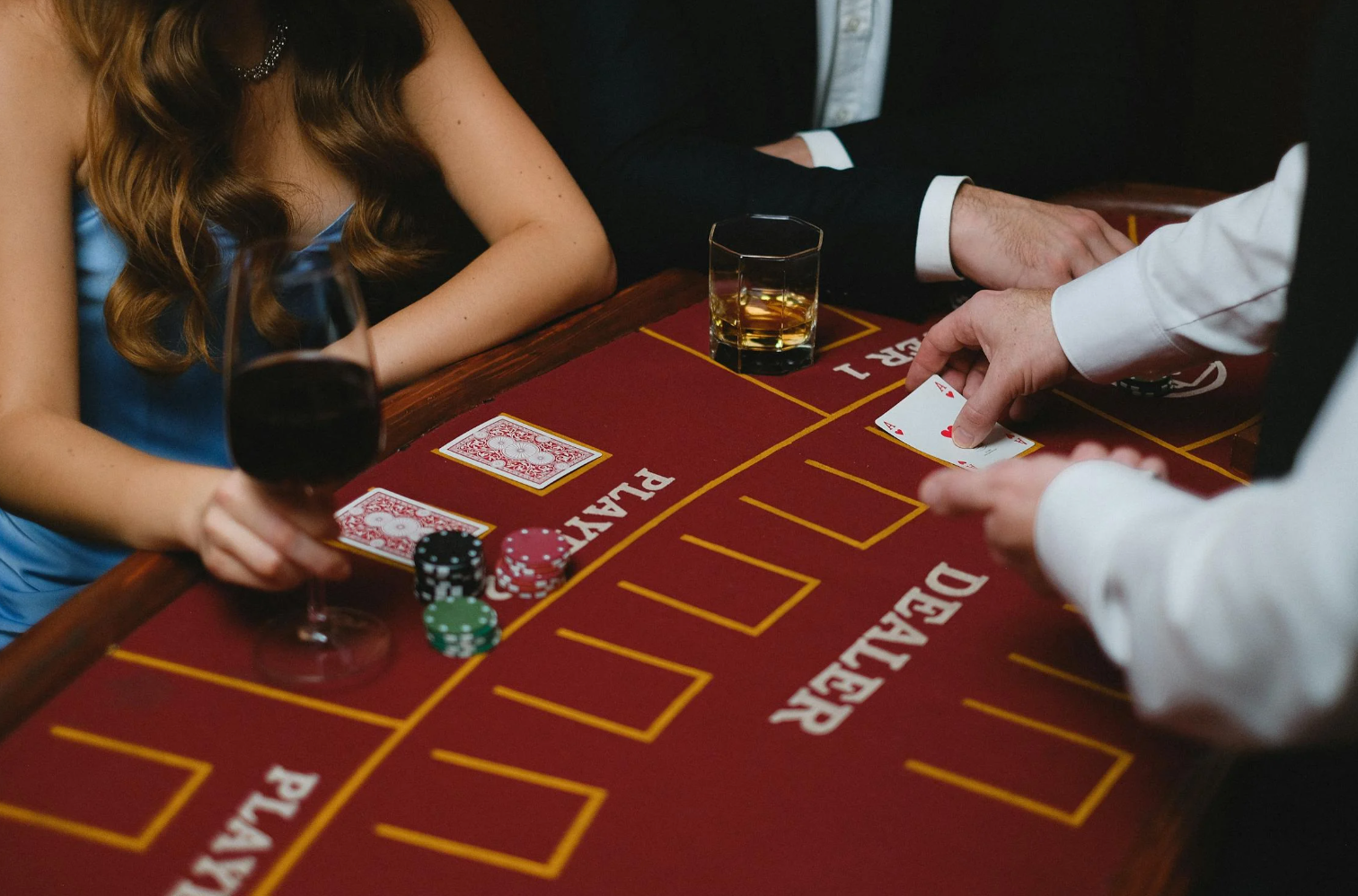 Top Live Dealer Casino Games in Toronto