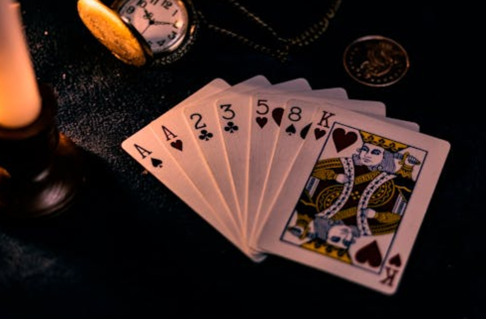 Why Live Dealer Games Appeal to Oshawa Players